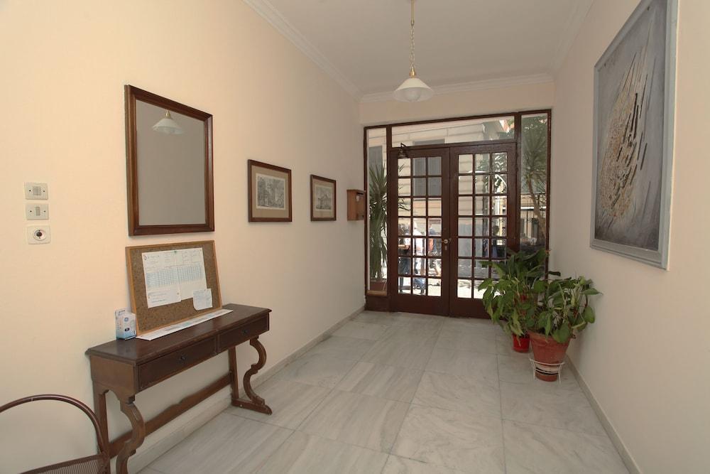 אתונה Stylish Studio Below The Acropolis מראה חיצוני תמונה