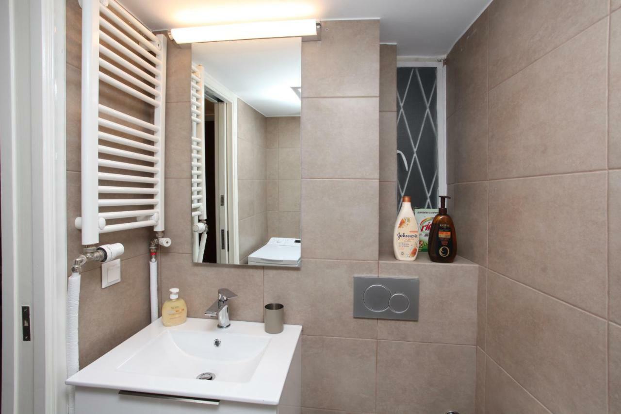 אתונה Stylish Studio Below The Acropolis מראה חיצוני תמונה